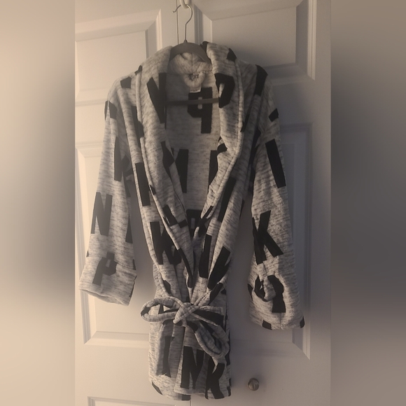 PINK Victoria's Secret Other - PINK Victoria's Secret Gray and Black Robe -NEW WITH OUT TAGS